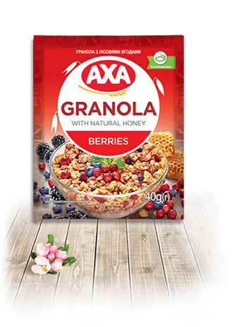 Granola with wild berries